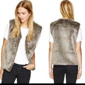 Aritzia | Talula | Park Slope Faux Fur Vest | Size XS
